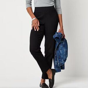 St. John's Bay Black Capri Pants